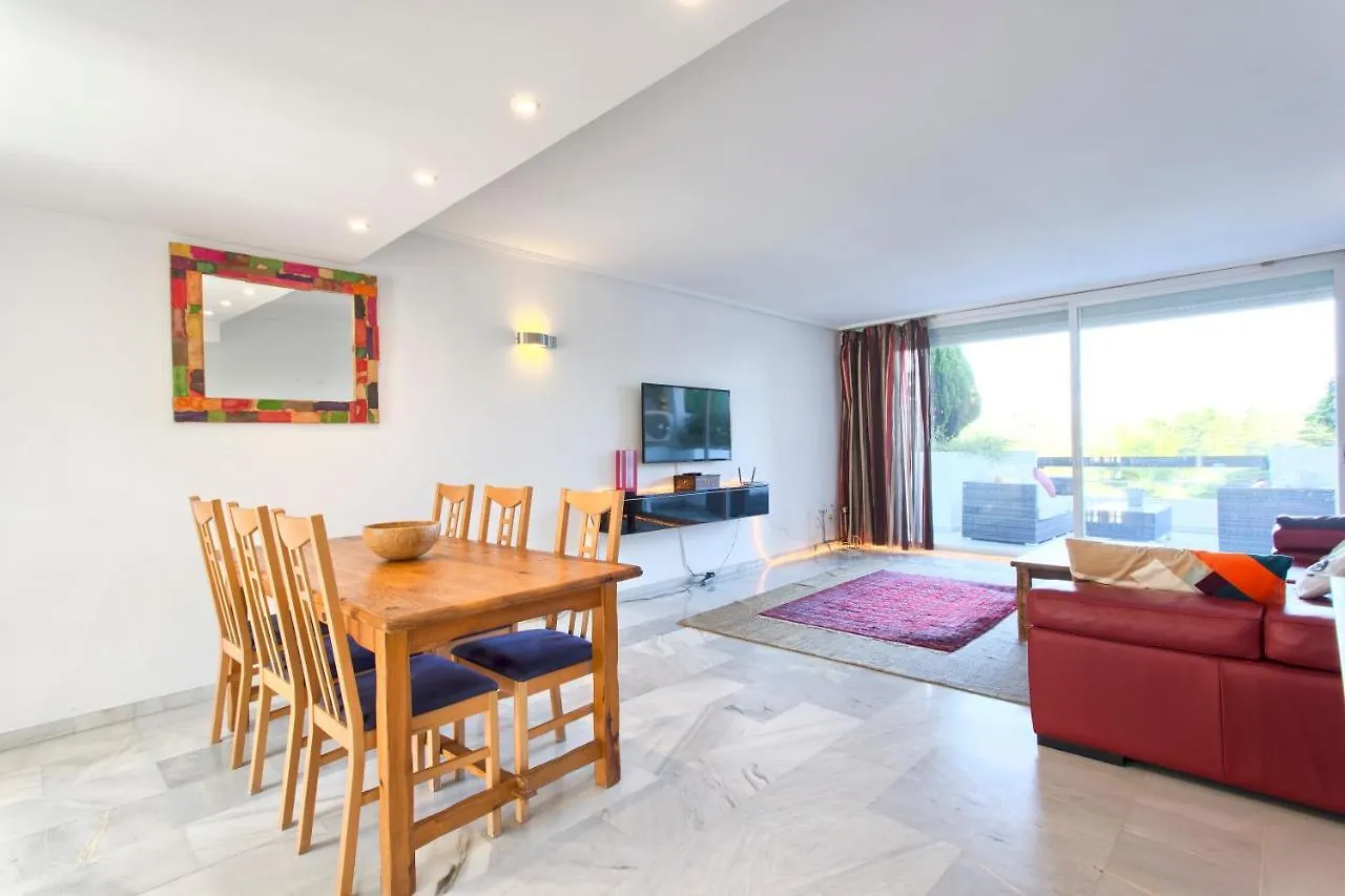 Penthouse Las Jacarandas Apartment Estepona