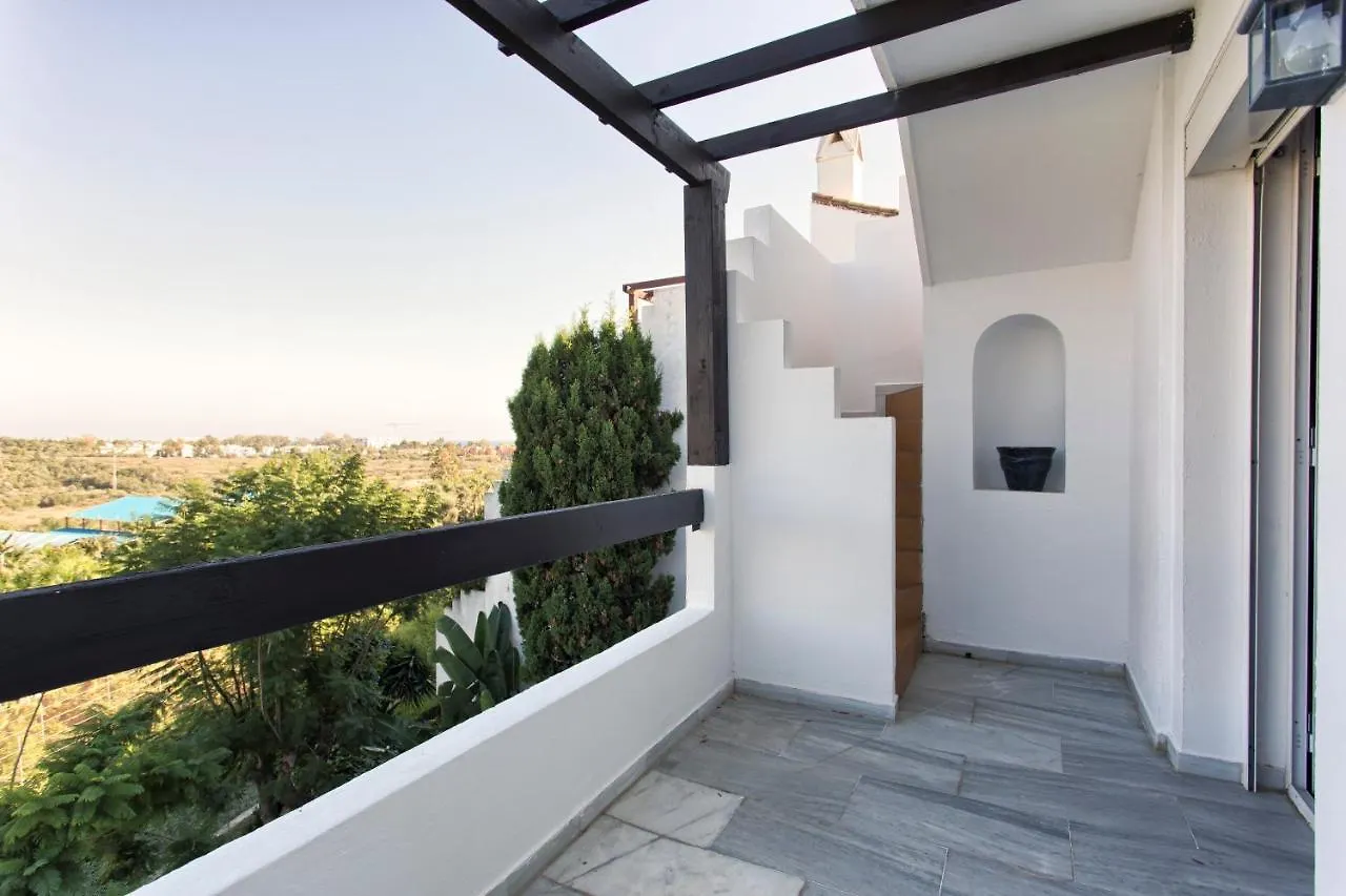 Penthouse Las Jacarandas Apartment Estepona