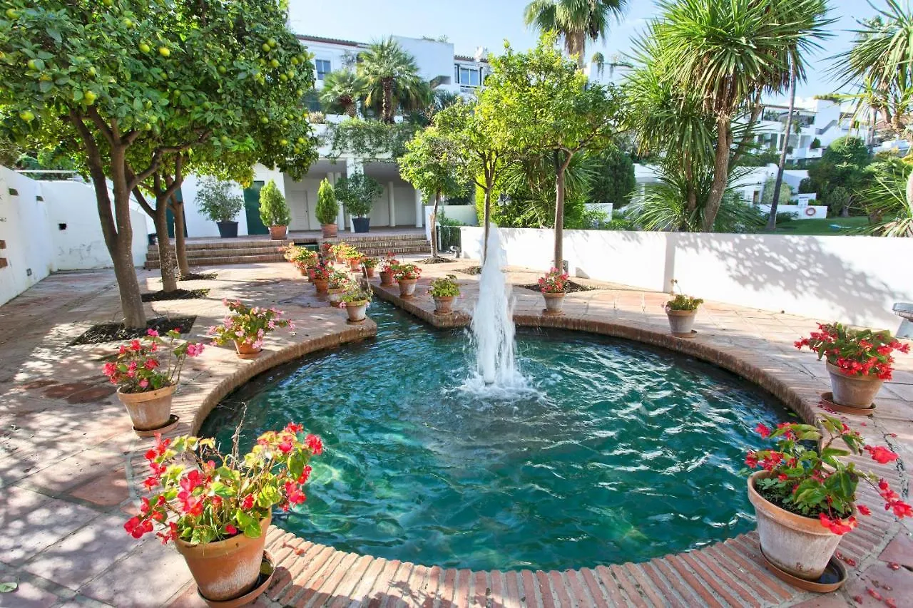 Penthouse Las Jacarandas Apartment Estepona