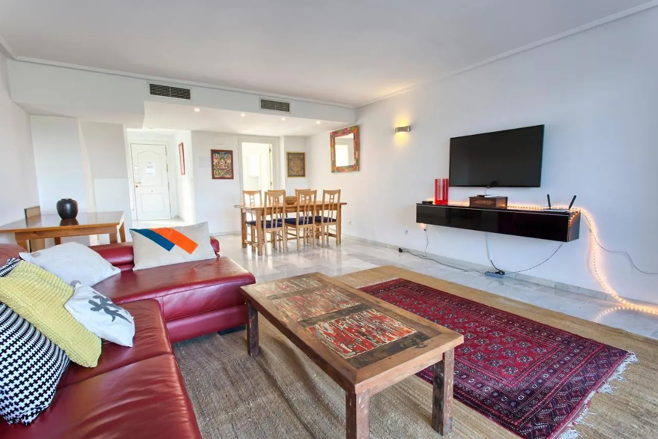 Penthouse Las Jacarandas Apartment Estepona