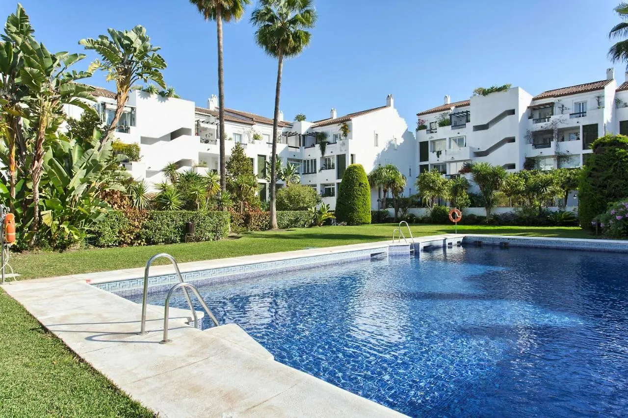 Penthouse Las Jacarandas Apartment Estepona 0*,  Spain