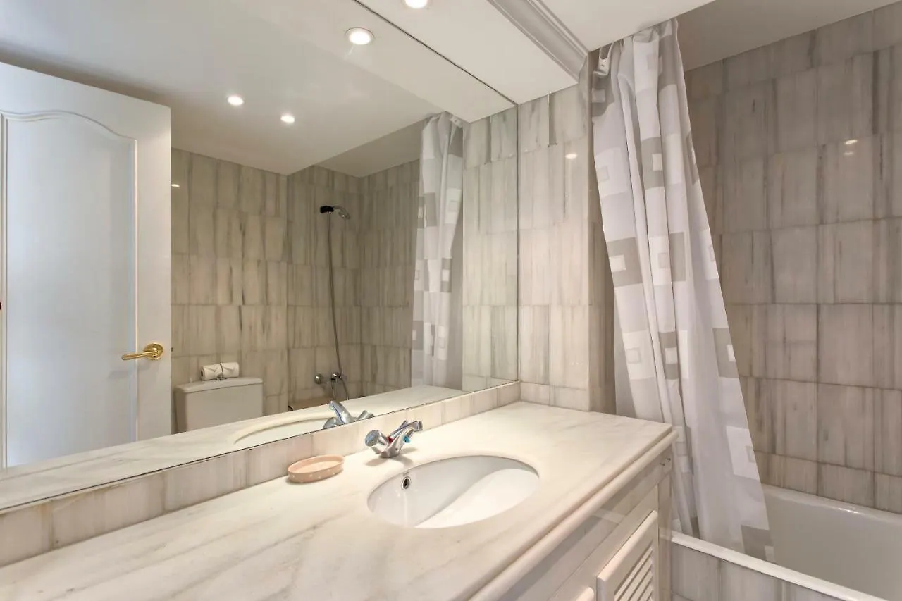 Penthouse Las Jacarandas Apartment Estepona