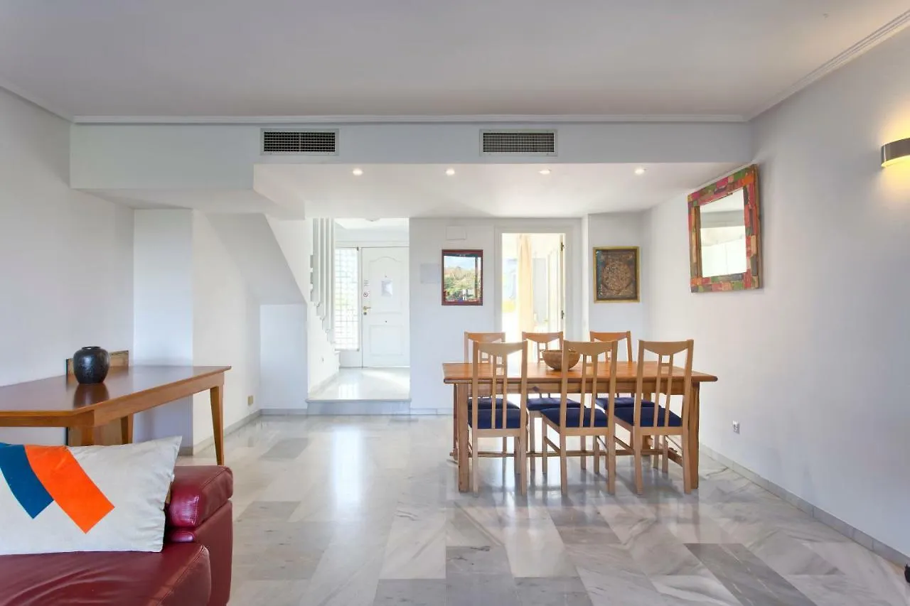 Penthouse Las Jacarandas Apartment Estepona Spain